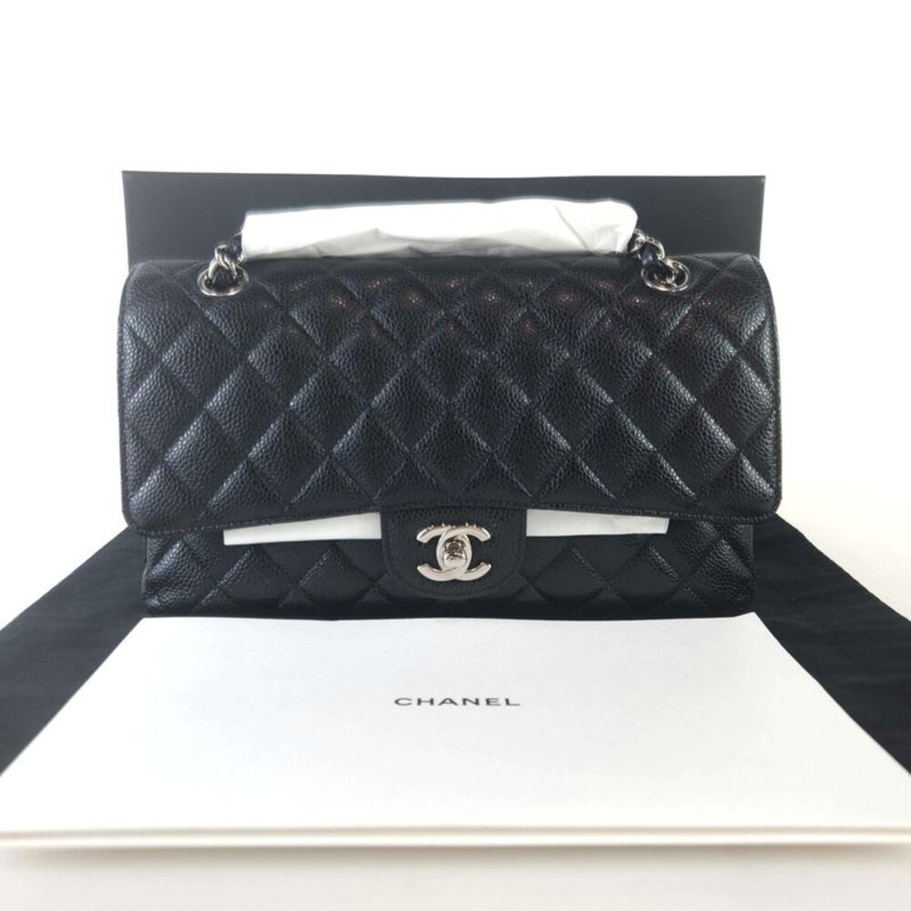 Classic Caviar Flap Shoulder Bag - Picture 8 of 8